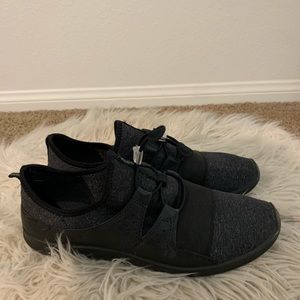 Ecco Sense Elastic Toggle Sneakers